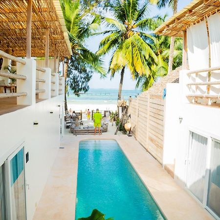 Boho Boutique Hotel - Beachfront , Adults Only , Private Pool 키웬그와 외부 사진