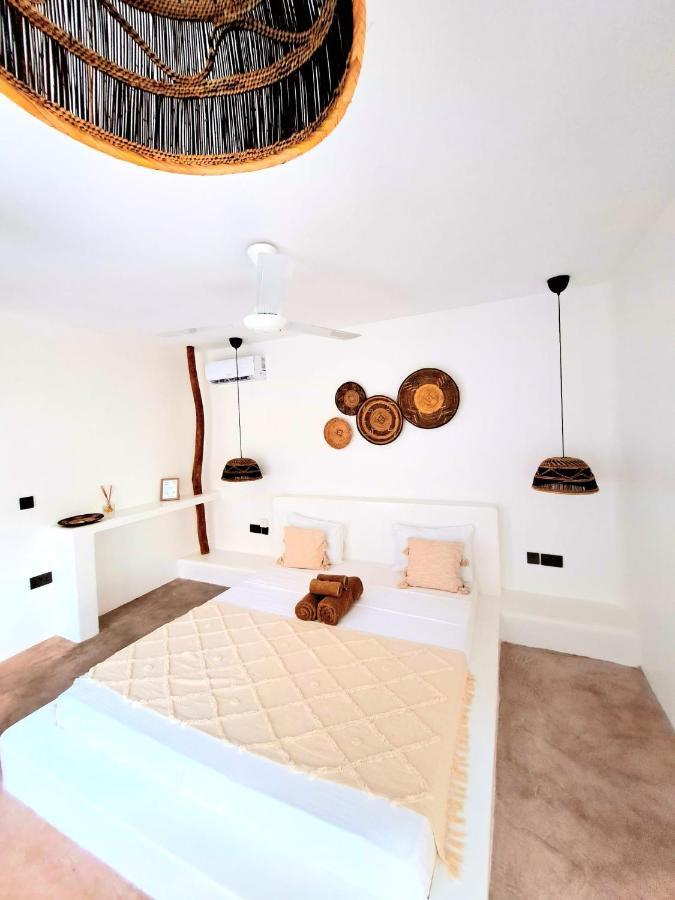 Boho Boutique Hotel - Beachfront , Adults Only , Private Pool 키웬그와 외부 사진