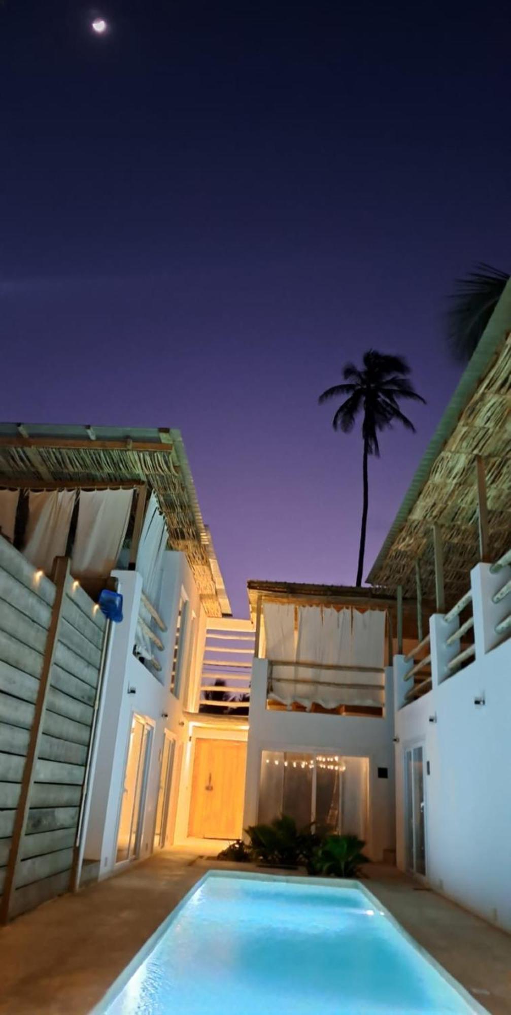 Boho Boutique Hotel - Beachfront , Adults Only , Private Pool 키웬그와 외부 사진