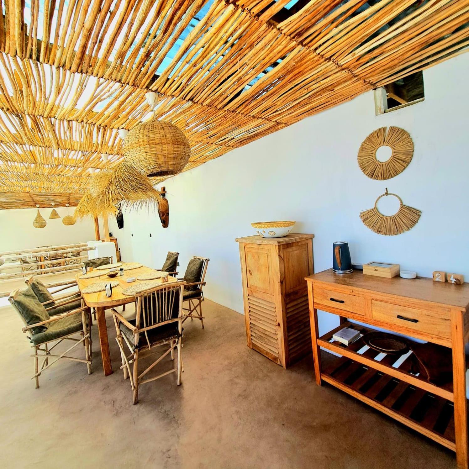 Boho Boutique Hotel - Beachfront , Adults Only , Private Pool 키웬그와 외부 사진